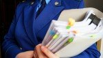 По требованию прокурора муниципальный служащий уволен в связи с утратой доверия